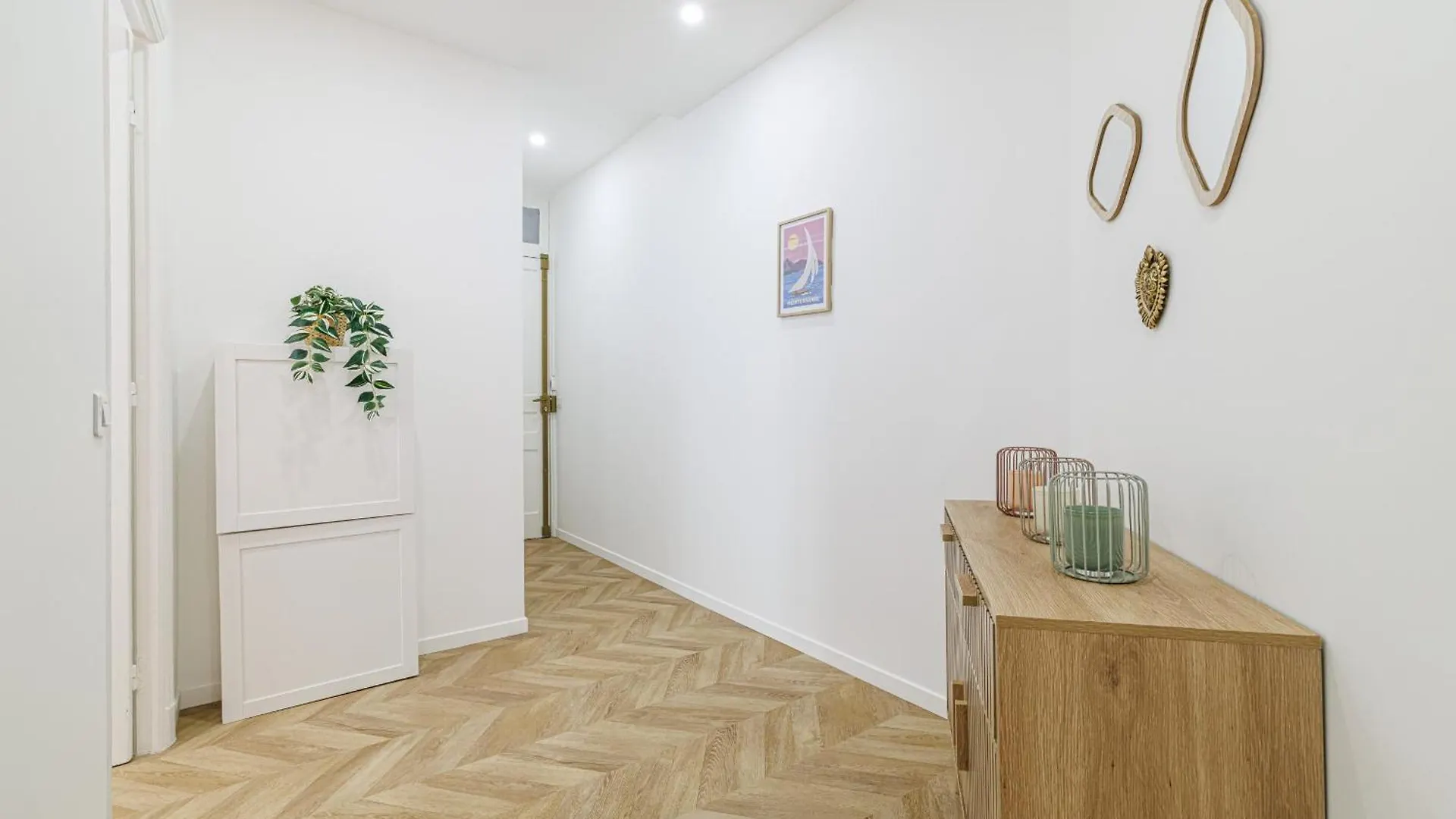 Large & Confort 2 Bdr Renovated Nice