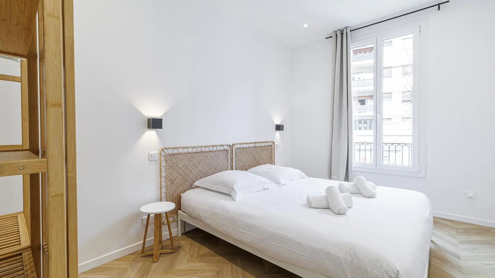 Large & Confort 2 Bdr Renovated Nice