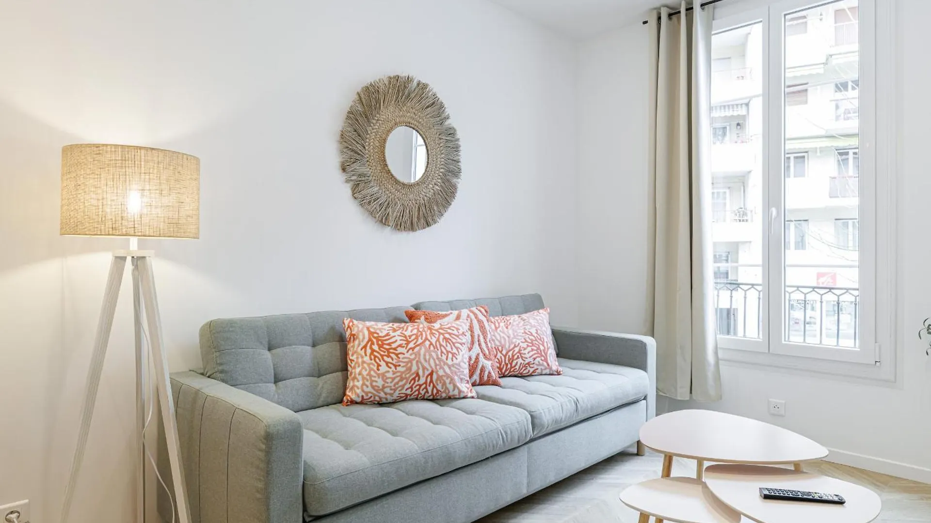Apartment Large & Confort 2 Bdr Renovated Nice
